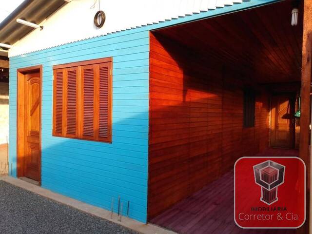 #1953 - Casa para Venda em Esteio - RS - 2