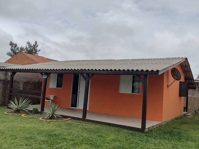 #2436 - Casa para Venda em Imbé - RS