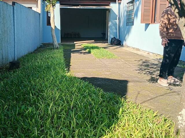 #2512 - Casa para Venda em Esteio - RS - 3