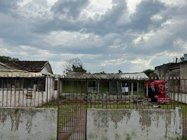  em  - 