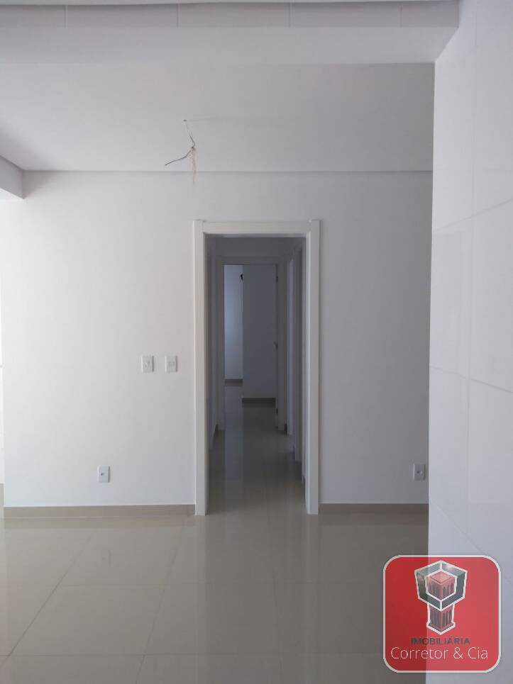 APARTAMENTO DE 03 DORMITÓRIOS EM PORTO ALEGRE