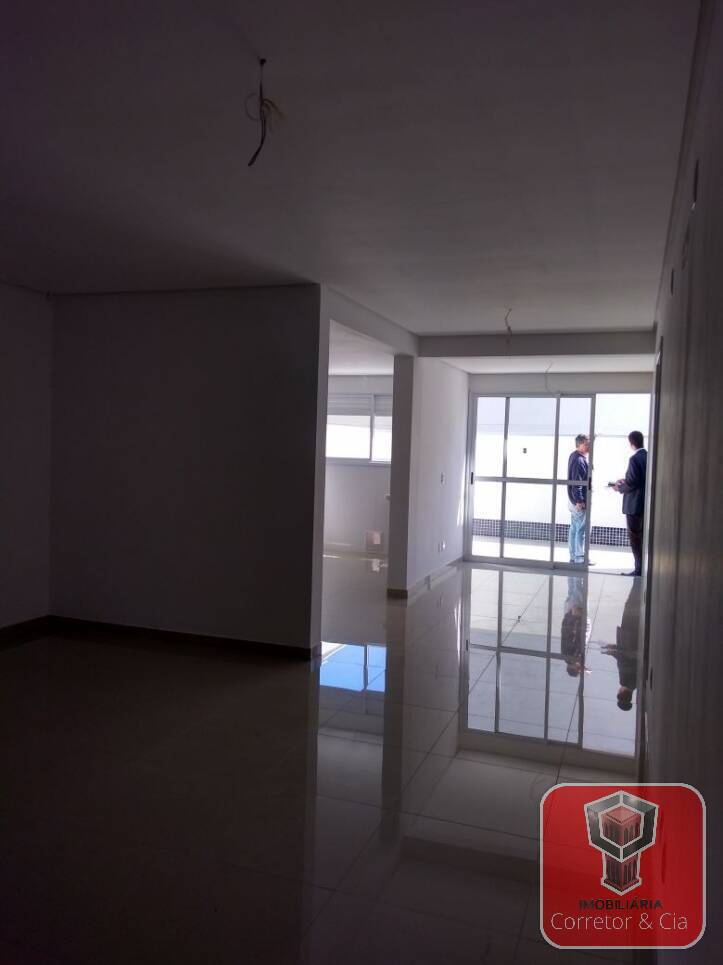 APARTAMENTO DE 03 DORMITÓRIOS EM PORTO ALEGRE