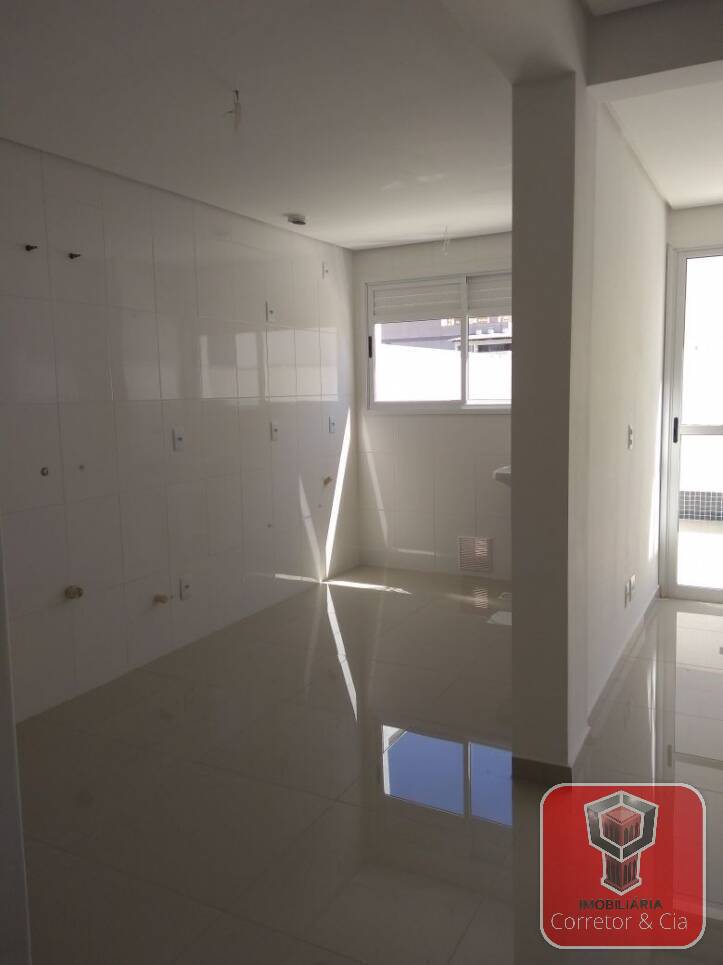 APARTAMENTO DE 03 DORMITÓRIOS EM PORTO ALEGRE