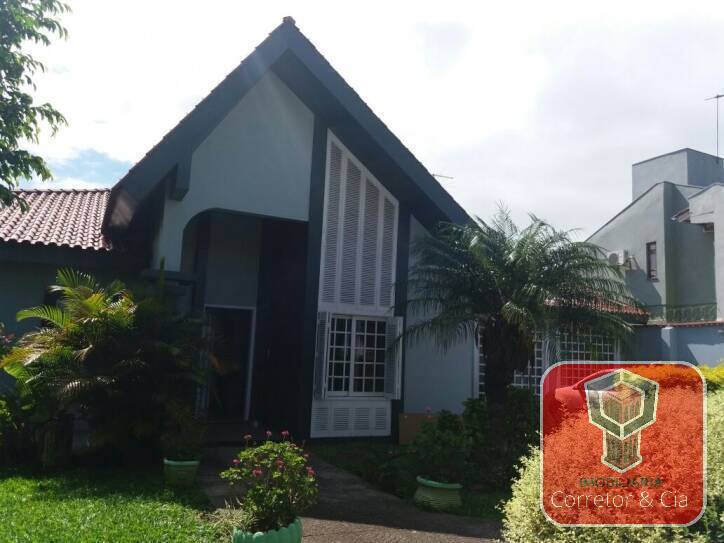 CASA DE ALTO PADRÃO