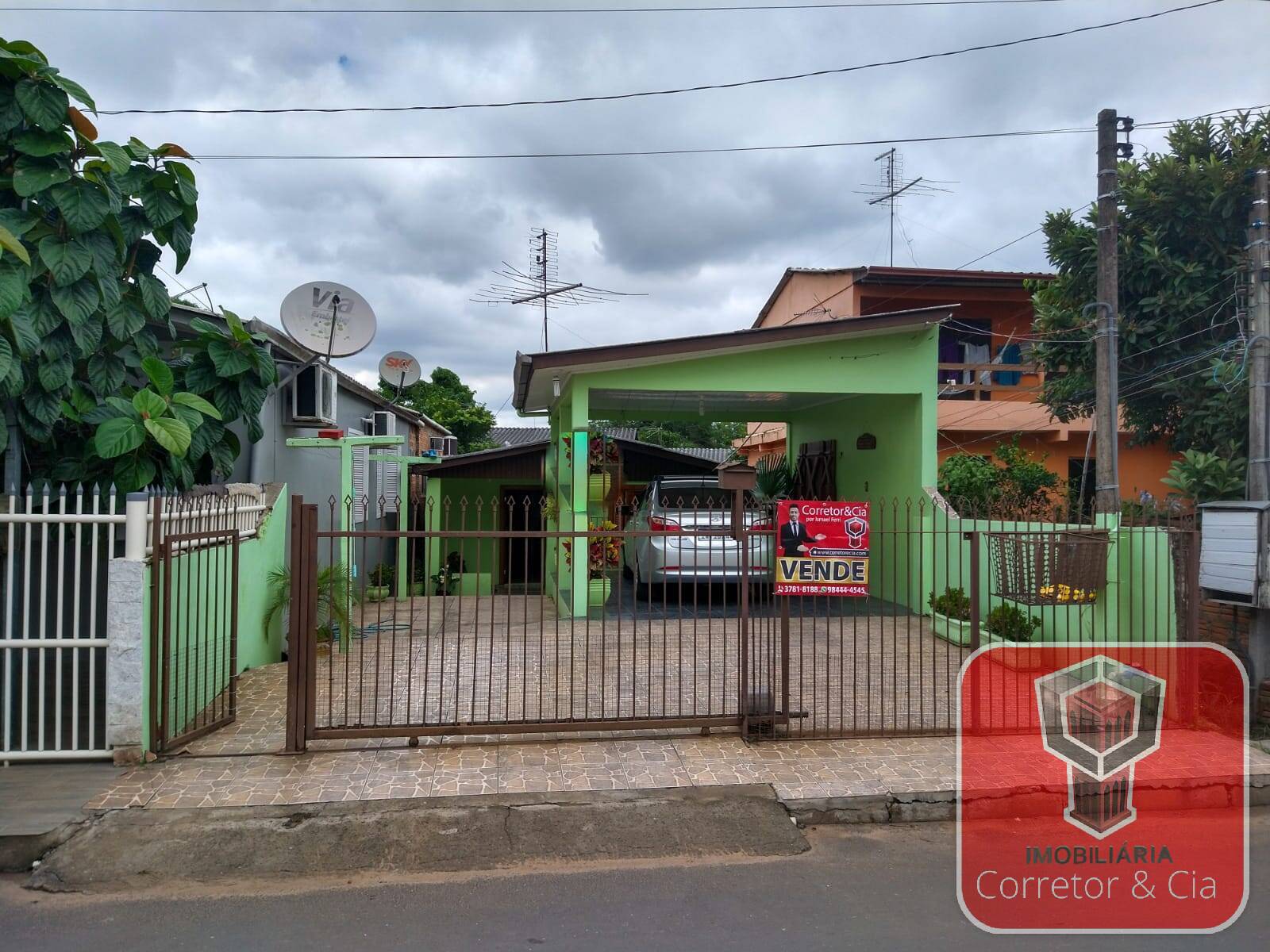 EXCELENTE CASA DE DOIS DORMITÓRIOS