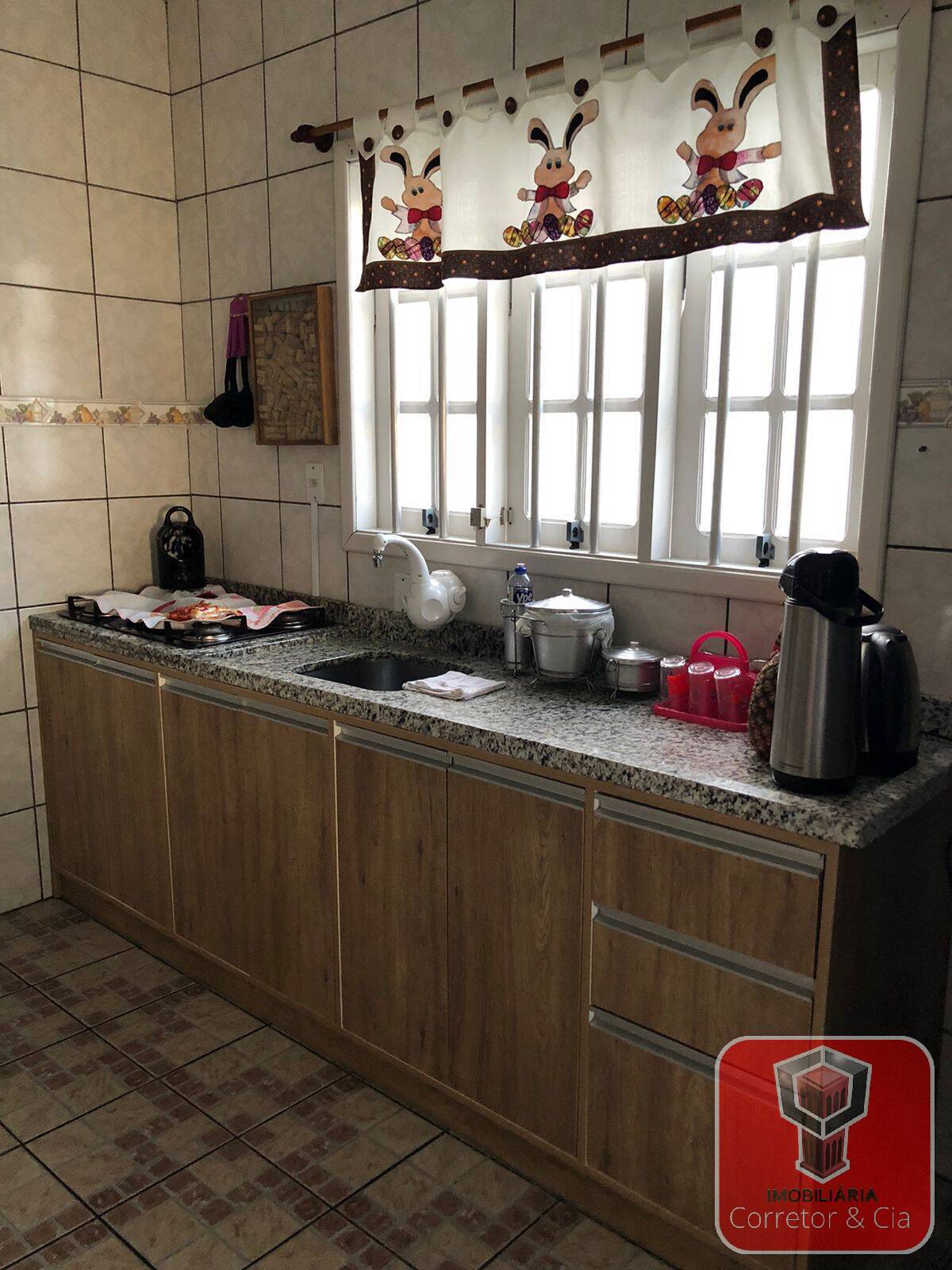 VENDE-SE LINDA CASA NO BAIRRO: PARAISO