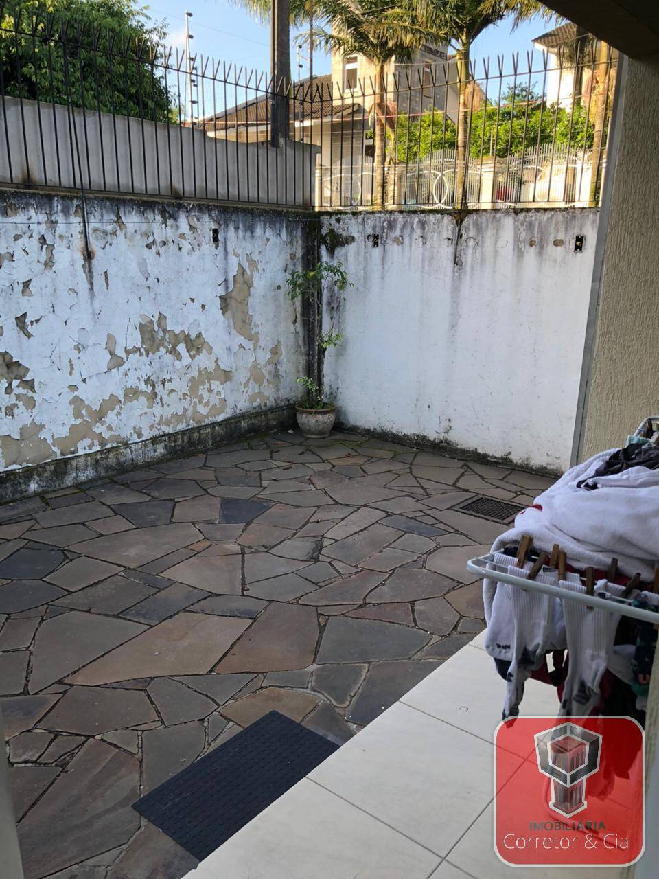 VENDE-SE LINDA CASA NO BAIRRO: PARAISO