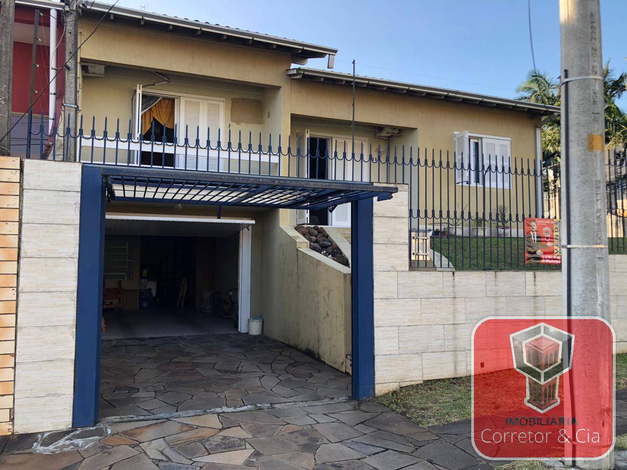VENDE-SE LINDA CASA NO BAIRRO: PARAISO