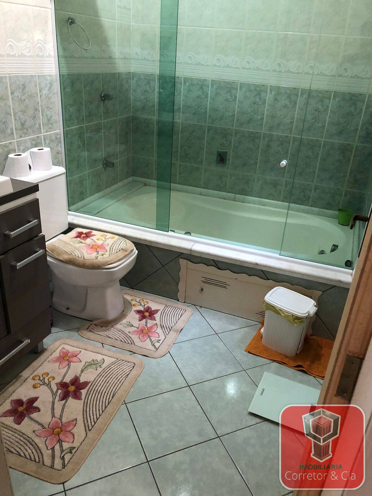 VENDE-SE LINDA CASA NO BAIRRO: PARAISO