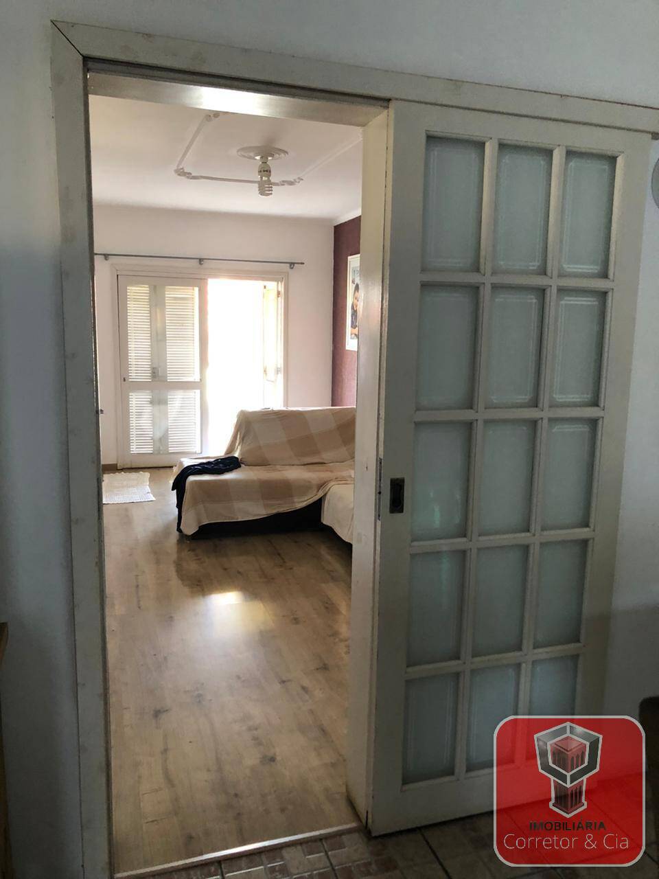 VENDE-SE LINDA CASA NO BAIRRO: PARAISO