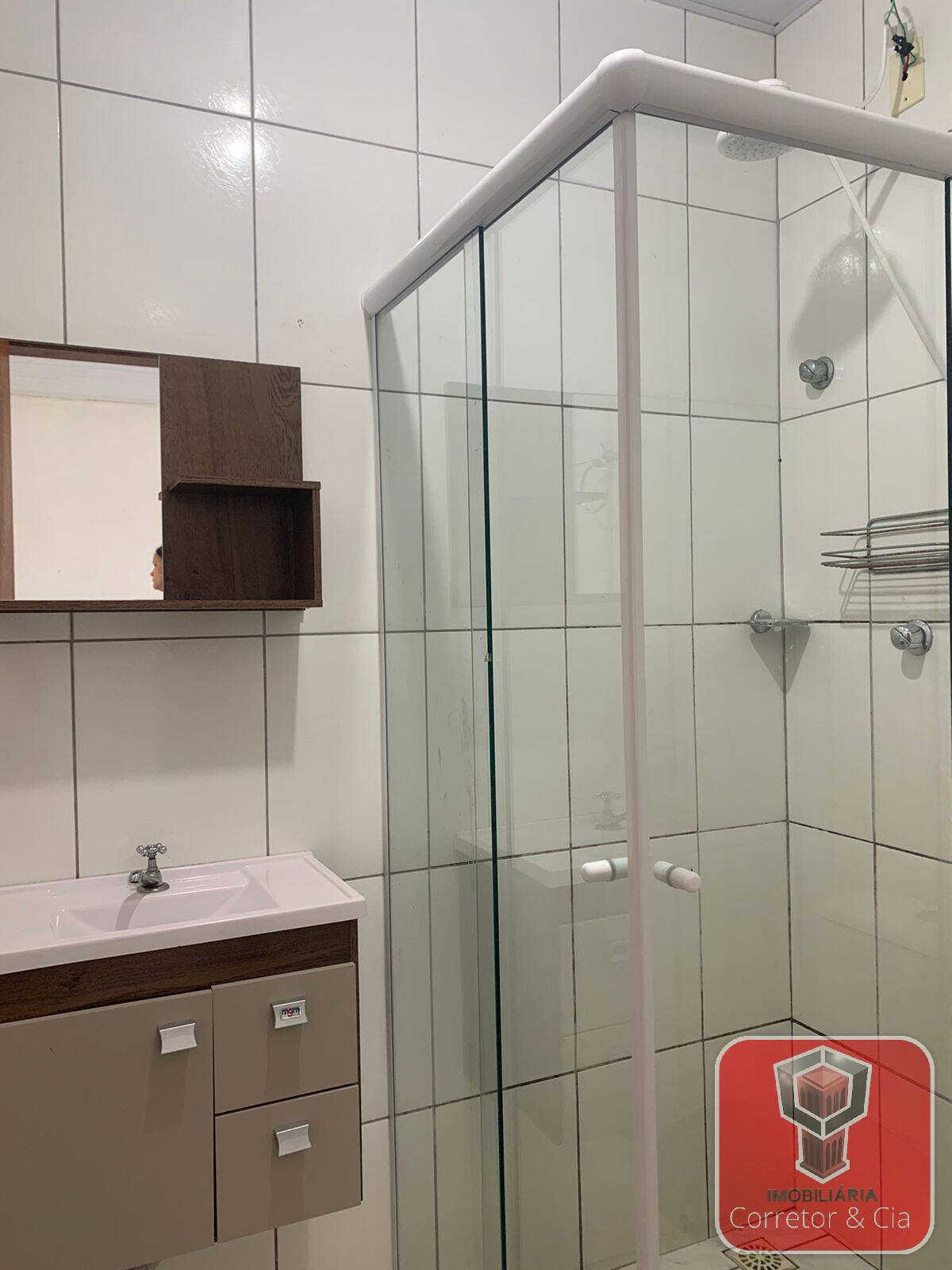 VENDE-SE CASA NO BAIRRO:FORTUNA