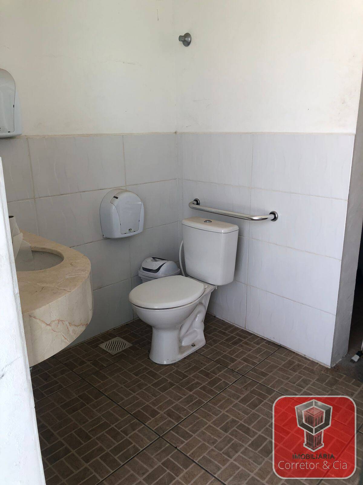 VENDE-SE Quadra de futebol society, excelente oportunidade de negócio.