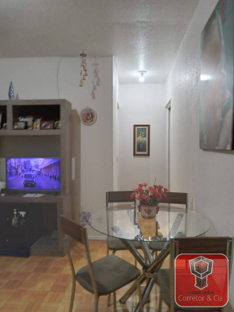 VENDE-SE APARTAMENTO TÉRREO
