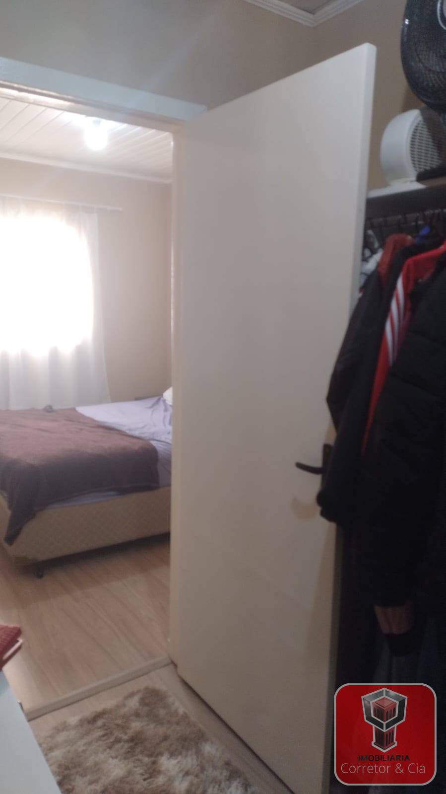 OPORTUNIDADE IMPERDÍVEL – CASA PRÓXIMA AO CENTRO!