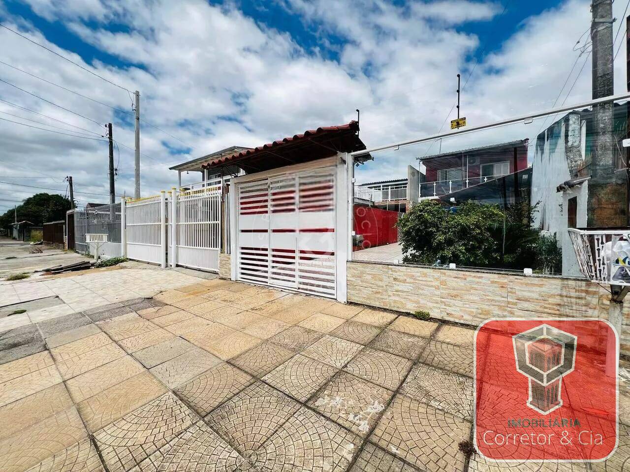 OPORTUNIDADE - CASA NO BAIRRO JARDIM