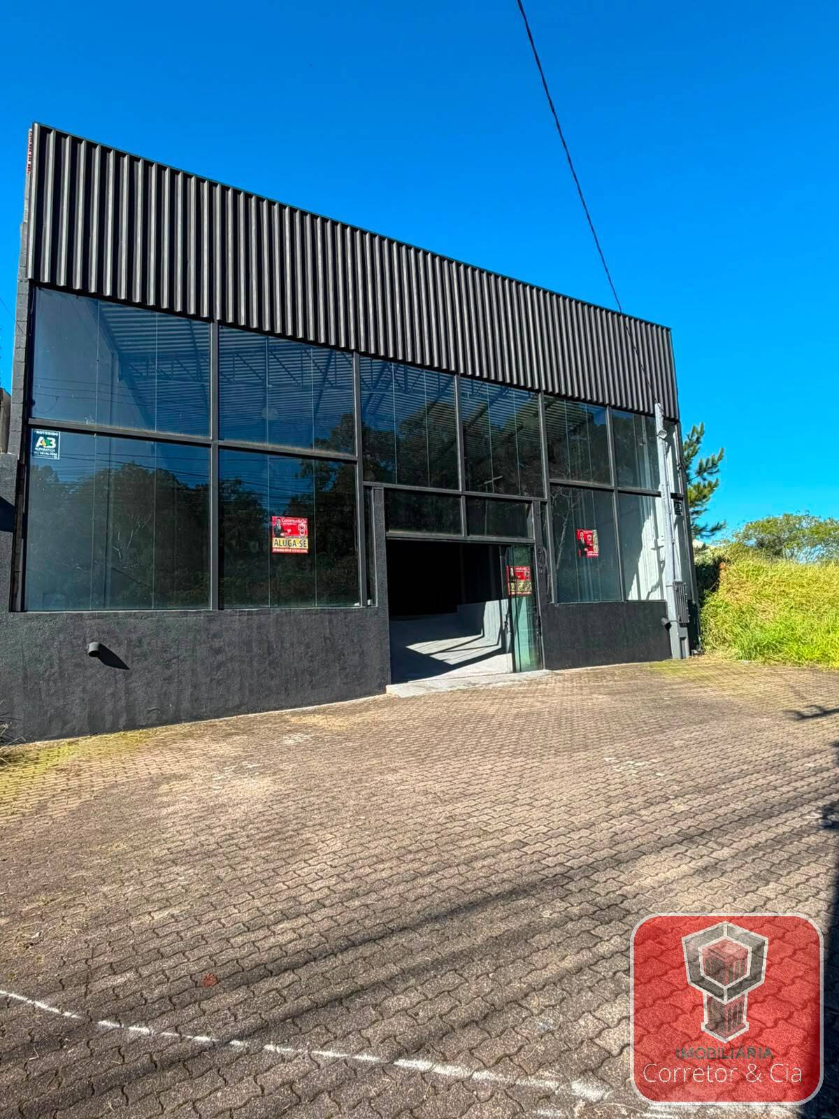 PAVILHÃO PARA LOCAÇÃO - AV MAUÁ